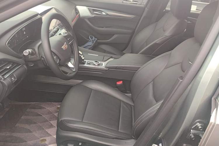 Used Cadillac CT5 2023 28T Luxury Edition (Standard Version) Left Front Seat