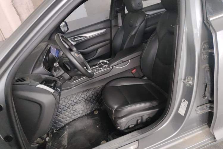 Used Cadillac CT5 2023 28T Luxury Edition (Standard Version) Left Front Seat