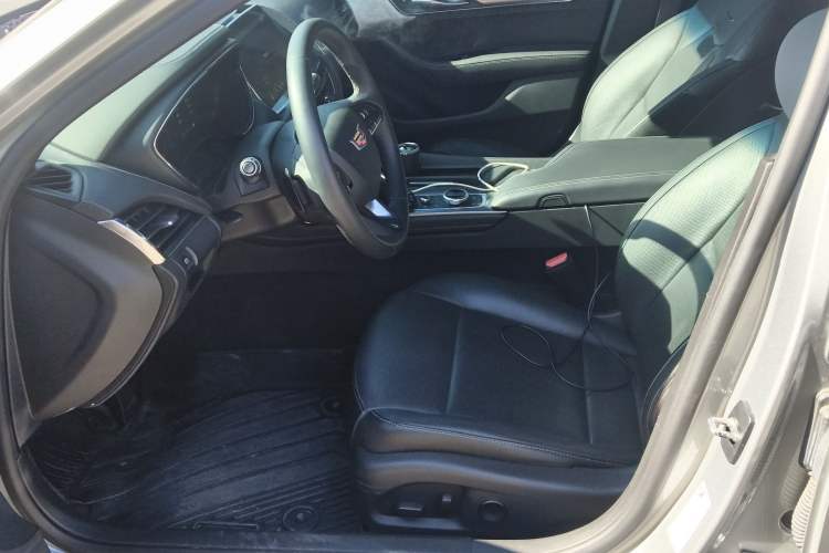 Used Cadillac CT5 2023 28T Luxury Edition (Standard Version) Left Front Seat