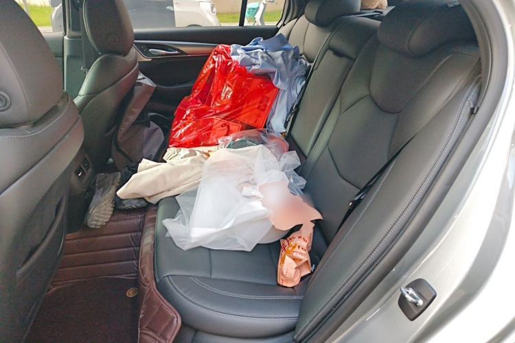 Used Cadillac CT5 2023 28T Luxury Edition (Standard Version) Left Rear Seat