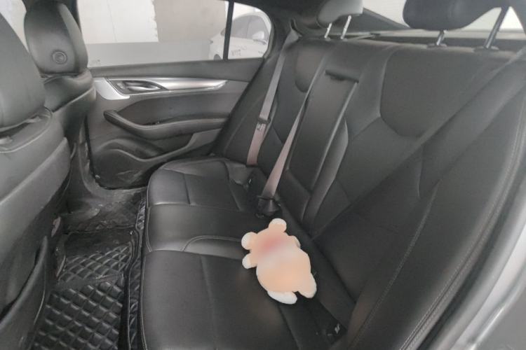 Used Cadillac CT5 2023 28T Luxury Edition (Standard Version) Left Rear Seat