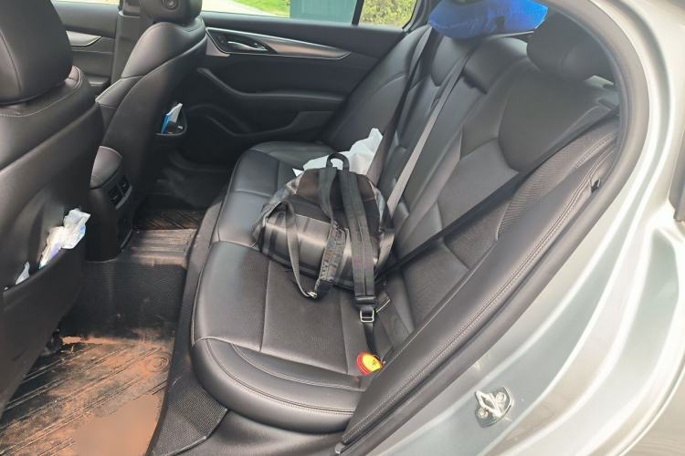 Used Cadillac CT5 2023 28T Luxury Edition (Standard Version) Left Rear Seat