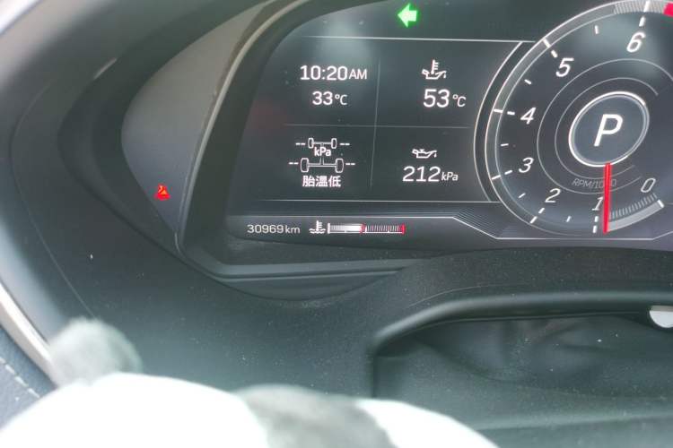 Used Cadillac CT5 2023 28T Luxury Edition (Standard Version) Odometer Close Up