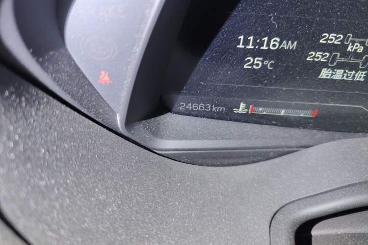 Used Cadillac CT5 2023 28T Luxury Edition (Standard Version) Odometer Close Up