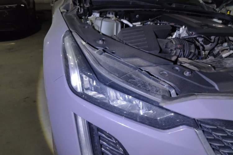 Used Cadillac CT5 2023 28T Luxury Edition (Standard Version) Right Front Headlight