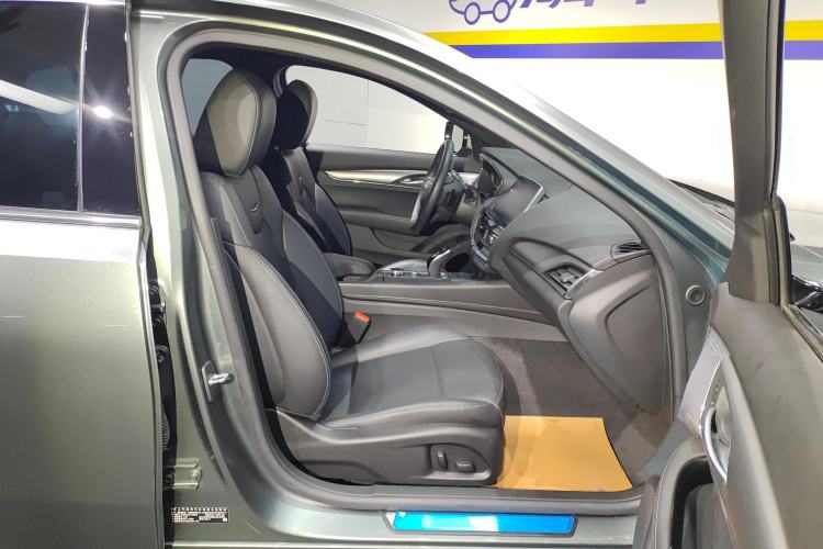 Used Cadillac CT5 2023 28T Luxury Edition (Standard Version) Right Front Seat