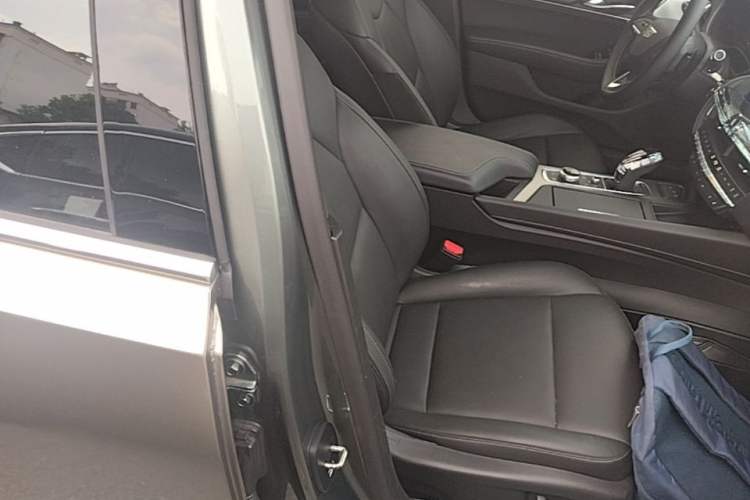 Used Cadillac CT5 2023 28T Luxury Edition (Standard Version) Right Front Seat