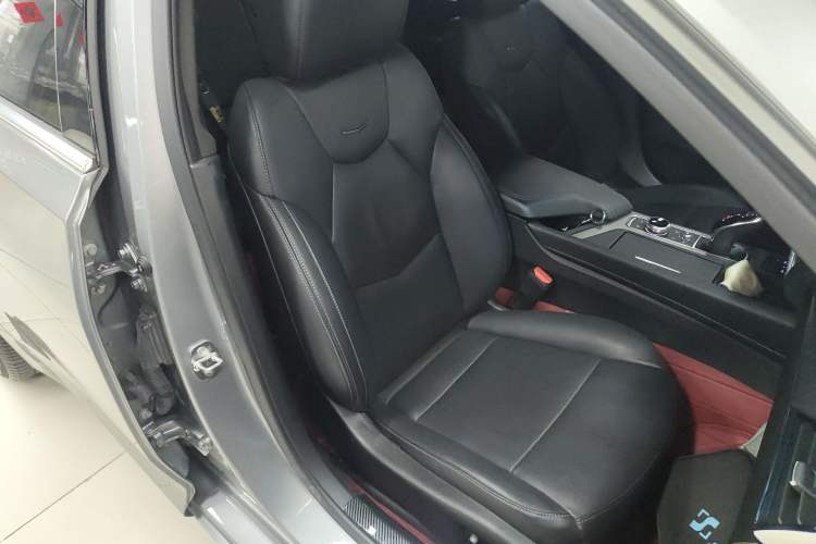 Used Cadillac CT5 2023 28T Luxury Edition (Standard Version) Right Front Seat