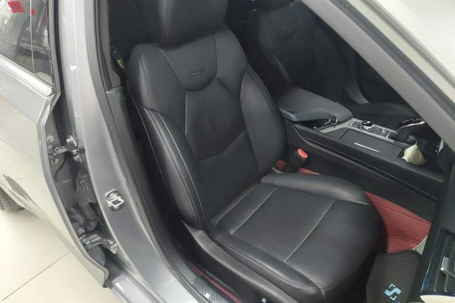 Used Cadillac CT5 2023 28T Luxury Edition (Standard Version) Right Front Seat