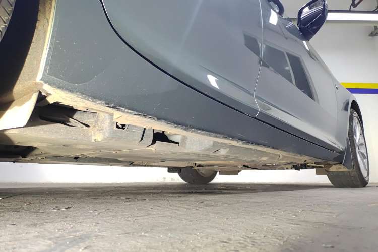 Used Cadillac CT5 2023 28T Luxury Edition (Standard Version) Right Side Sill