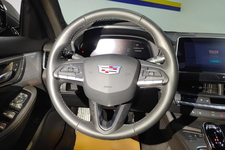 Used Cadillac CT5 2023 28T Luxury Edition (Standard Version) Steering Wheel