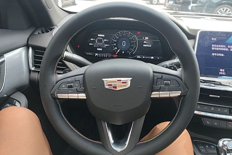 Used Cadillac CT5 2023 28T Luxury Edition (Standard Version) Steering Wheel