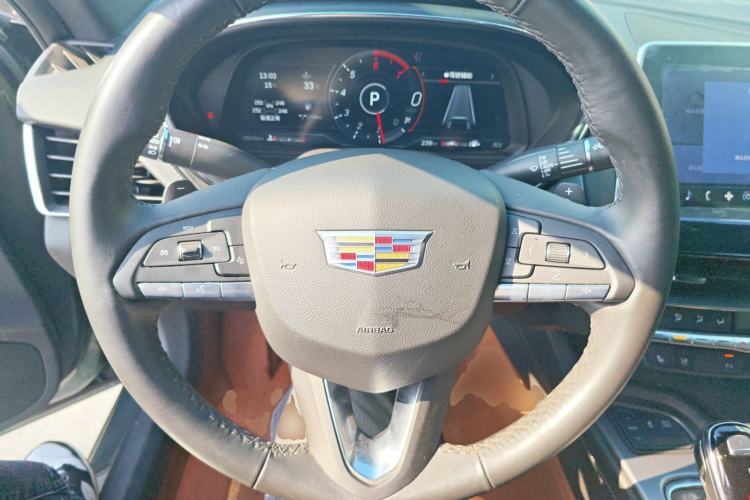 Used Cadillac CT5 2023 28T Luxury Edition (Standard Version) Steering Wheel