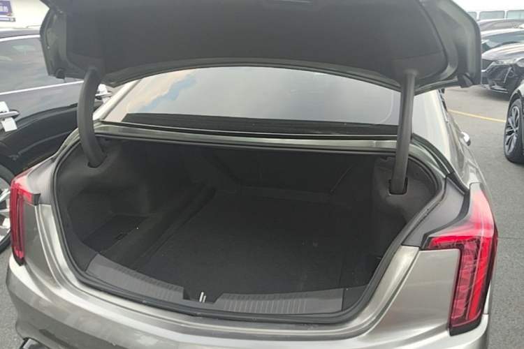 Used Cadillac CT5 2023 28T Luxury Edition (Standard Version) Trunk