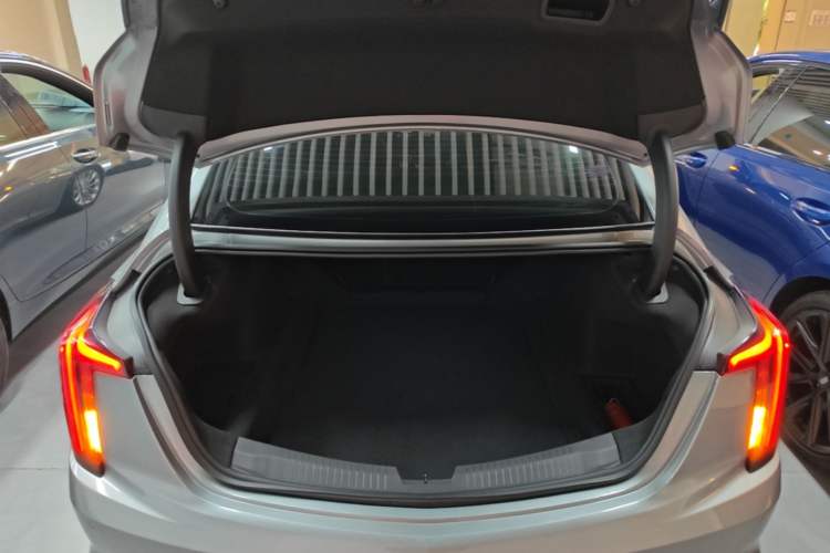 Used Cadillac CT5 2023 28T Luxury Edition (Standard Version) Trunk