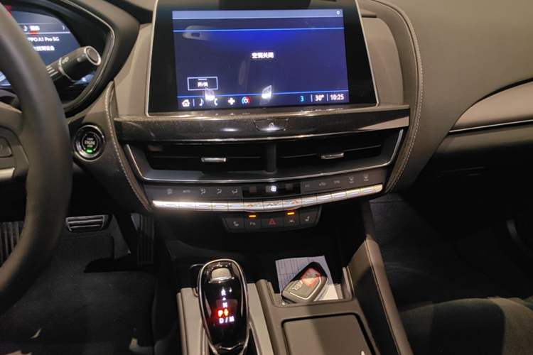 Used Cadillac CT5 2023 28T Prestige Model Audio And AC Panel