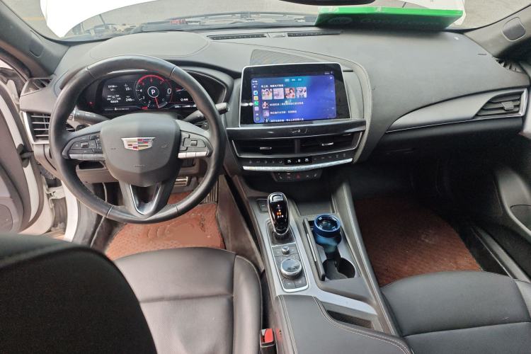Used Cadillac CT5 2023 28T Prestige Model Center Console