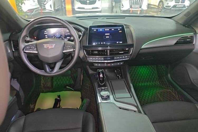 Used Cadillac CT5 2023 28T Luxury Edition (Standard Version) Center Console