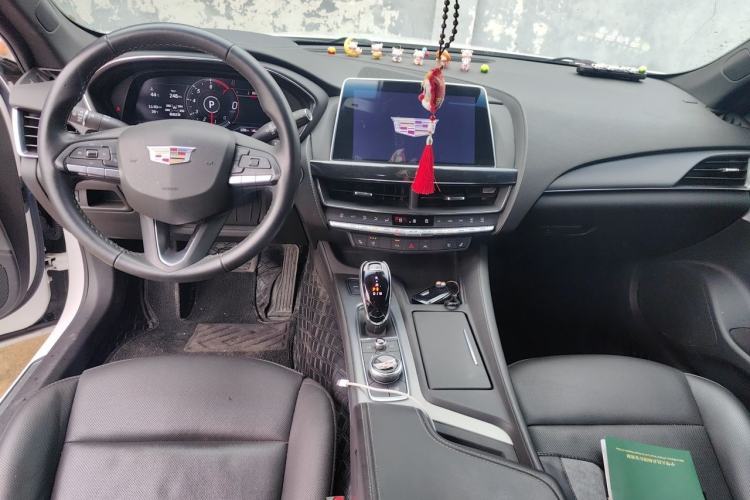 Used Cadillac CT5 2023 28T Luxury Edition (Standard Version) Center Console