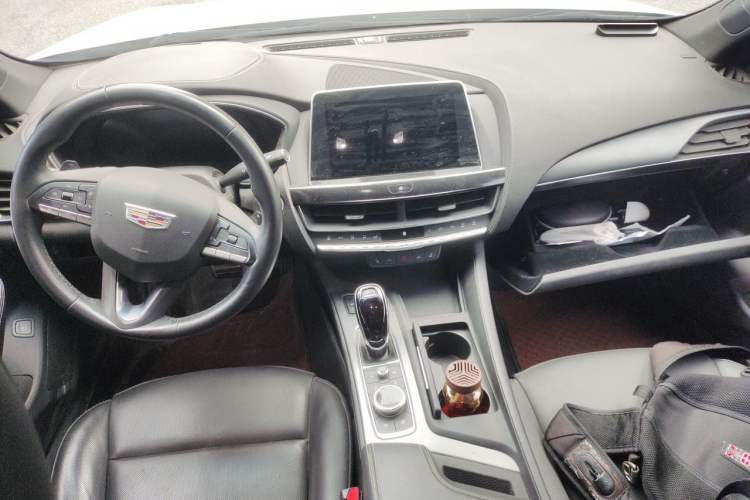 Used Cadillac CT5 2023 28T Prestige Model Center Console