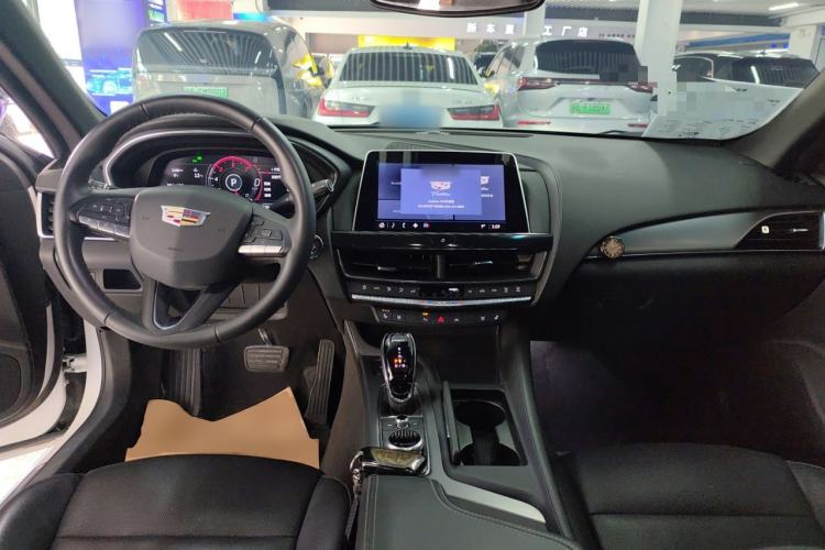 Used Cadillac CT5 2023 28T Luxury Edition (Standard Version) Center Console