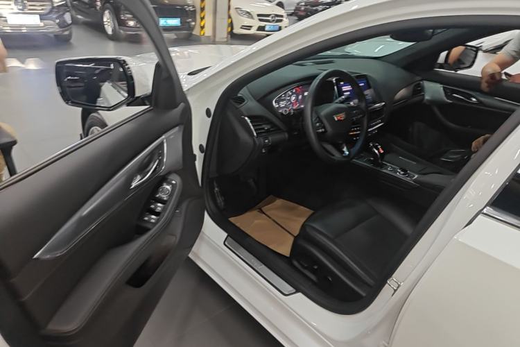 Used Cadillac CT5 2023 28T Luxury Edition (Standard Version) Driver Seat