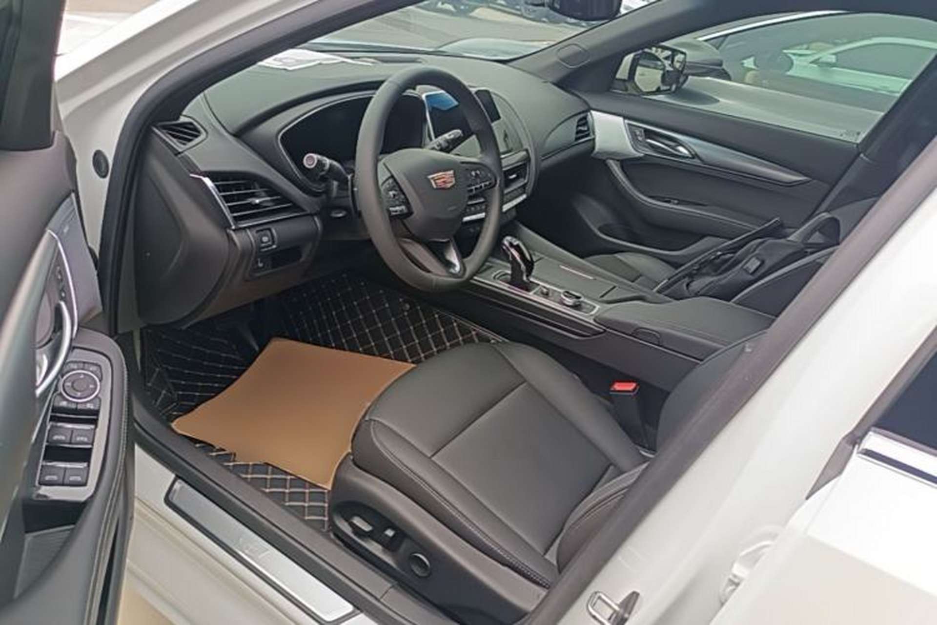 Used Cadillac CT5 2023 28T Luxury Edition (Standard Version) Driver Seat