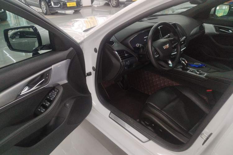 Used Cadillac CT5 2023 28T Luxury Edition (Standard Version) Driver Seat
