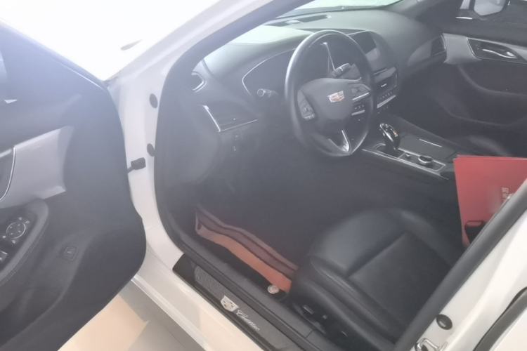 Used Cadillac CT5 2023 28T Luxury Edition (Standard Version) Driver Seat