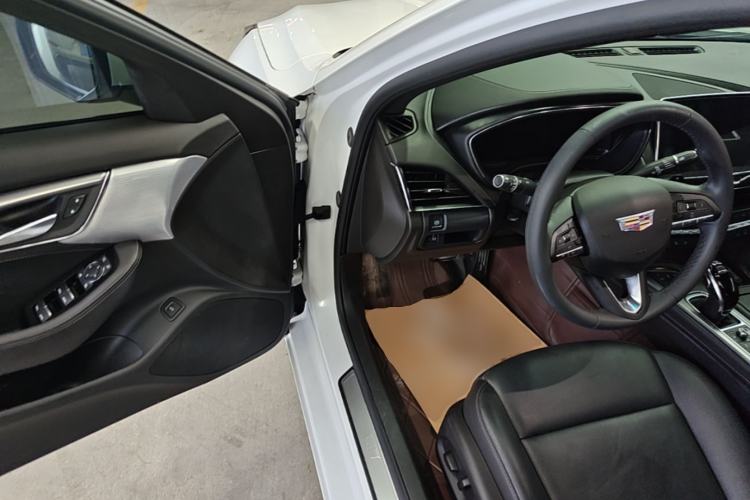 Used Cadillac CT5 2023 28T Luxury Edition (Standard Version) Driver Seat