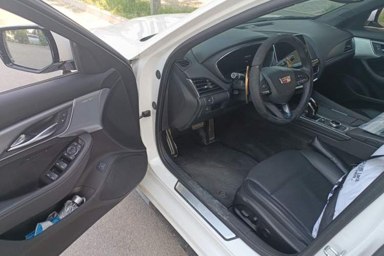 Used Cadillac CT5 2023 28T Prestige Model Driver Seat