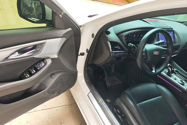 Used Cadillac CT5 2023 28T Luxury Edition (Standard Version) Driver Seat