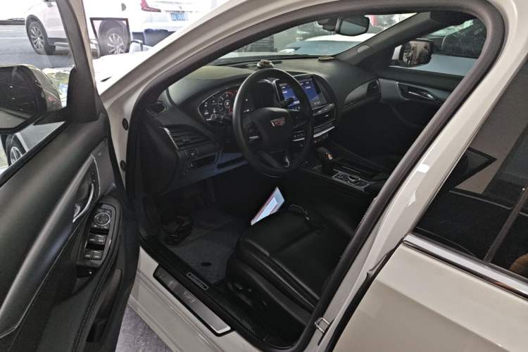 Used Cadillac CT5 2023 28T Luxury Edition (Standard Version) Driver Seat