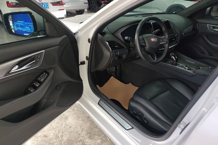 Used Cadillac CT5 2023 28T Luxury Edition (Standard Version) Driver Seat