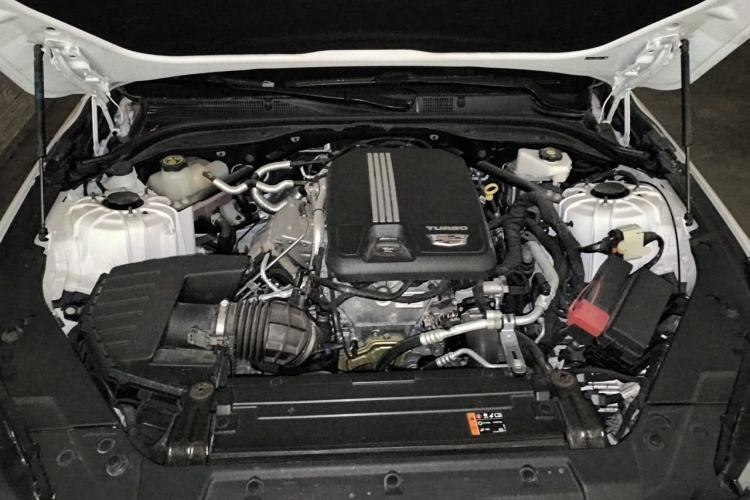 Used Cadillac CT5 2023 28T Luxury Edition (Standard Version) Engine Bay