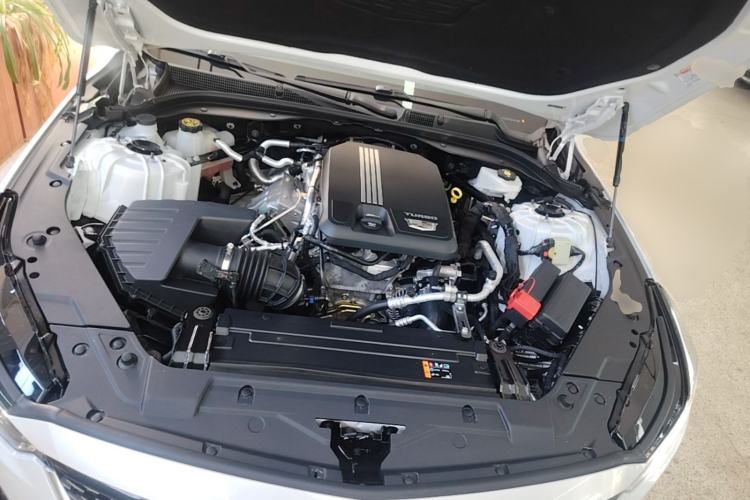 Used Cadillac CT5 2023 28T Luxury Edition (Standard Version) Engine Bay