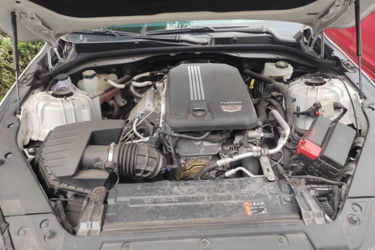 Used Cadillac CT5 2023 28T Luxury Edition (Standard Version) Engine Bay
