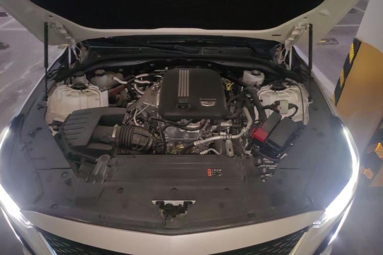Used Cadillac CT5 2023 28T Luxury Edition (Standard Version) Engine Bay