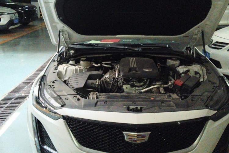 Used Cadillac CT5 2023 28T Prestige Model Engine Bay Right