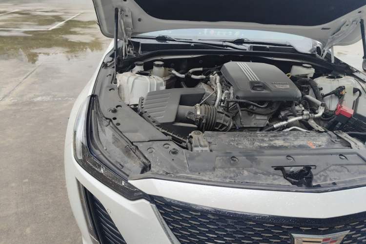 Used Cadillac CT5 2023 28T Luxury Edition (Standard Version) Engine Bay Right