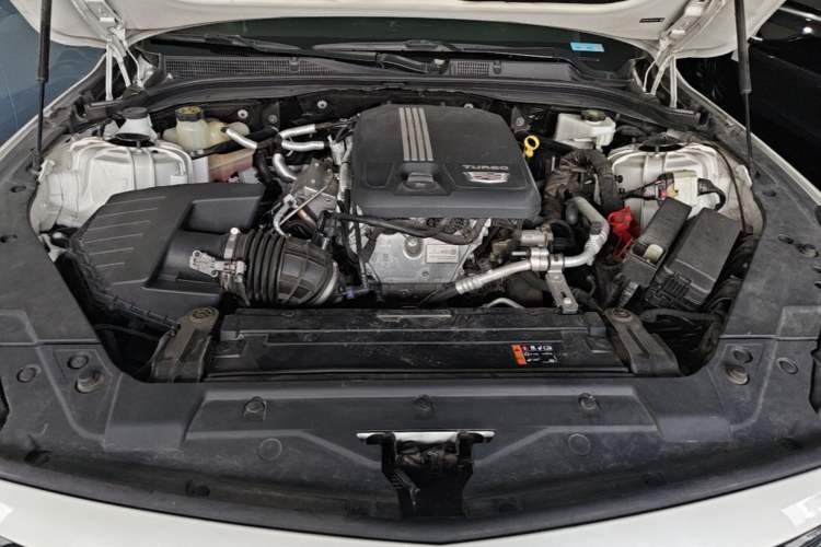 Used Cadillac CT5 2023 28T Luxury Edition (Standard Version) Engine Bay
