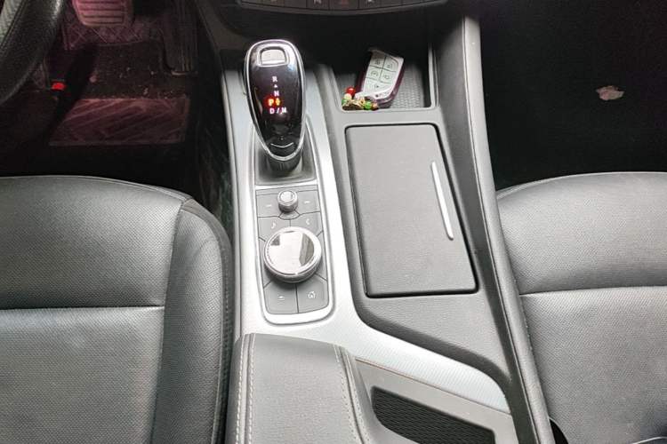Used Cadillac CT5 2023 28T Luxury Edition (Standard Version) Gear Lever