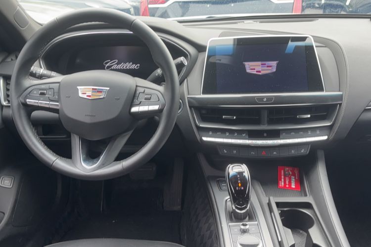 Used Cadillac CT5 2023 28T Luxury Edition (Standard Version) Interior 3