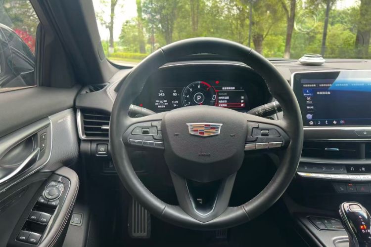 Used Cadillac CT5 2023 28T Prestige Model Interior 3