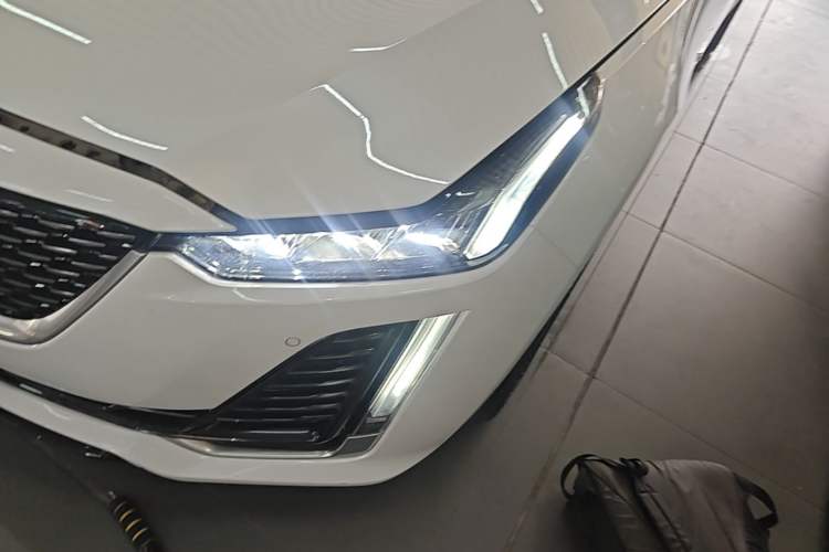 Used Cadillac CT5 2023 28T Luxury Edition (Standard Version) Left Front Headlight