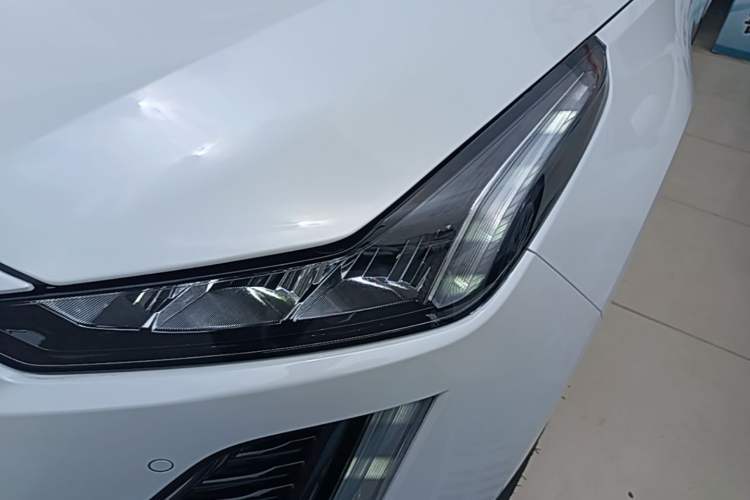 Used Cadillac CT5 2023 28T Luxury Edition (Standard Version) Left Front Headlight