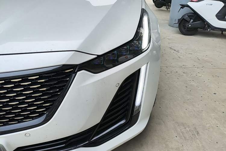 Used Cadillac CT5 2023 28T Luxury Edition (Standard Version) Left Front Headlight