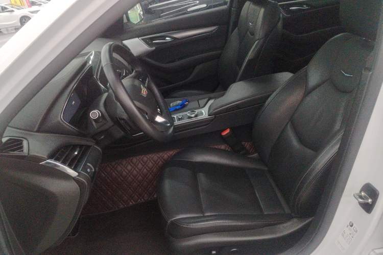 Used Cadillac CT5 2023 28T Luxury Edition (Standard Version) Left Front Seat