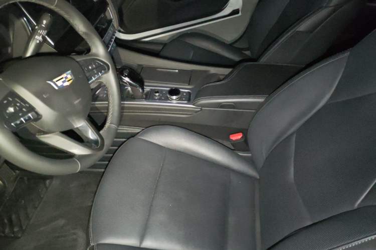 Used Cadillac CT5 2023 28T Luxury Edition (Standard Version) Left Front Seat