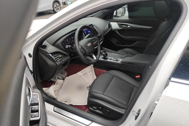 Used Cadillac CT5 2023 28T Luxury Edition (Standard Version) Left Front Seat